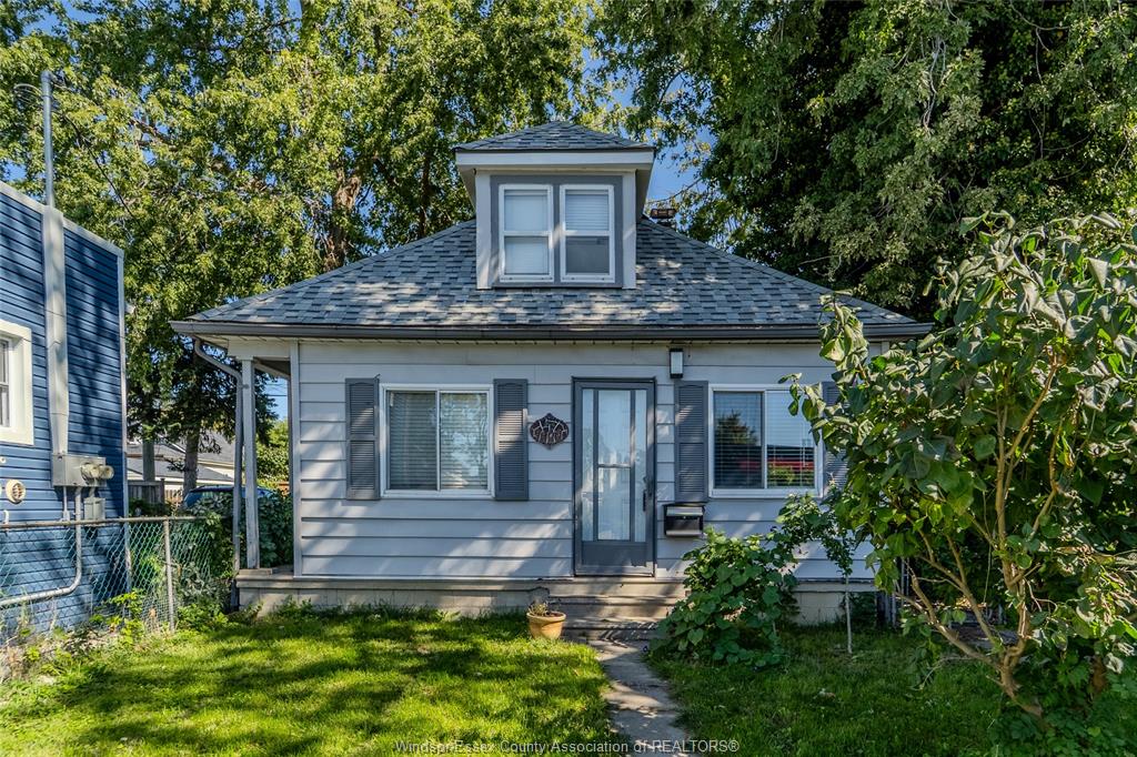 1468-drouillard-windsor-ontario-26023602
