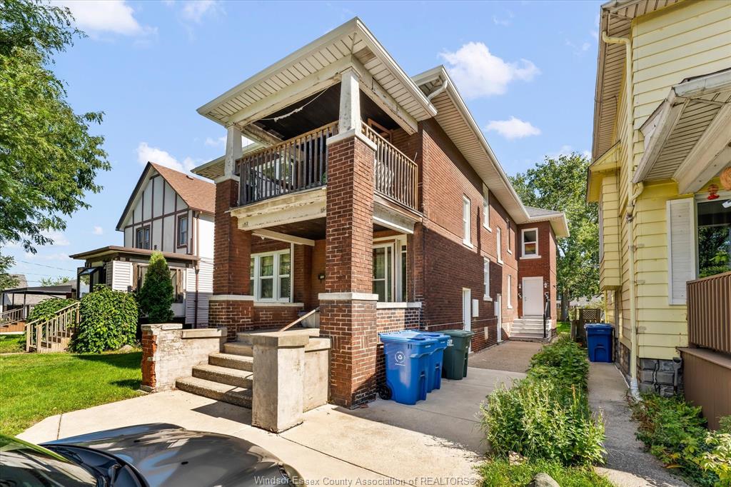 152-158-campbell-windsor-ontario-26023613
