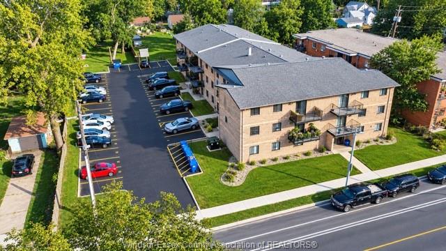 3355-sandwich-street-windsor-ontario-26023621