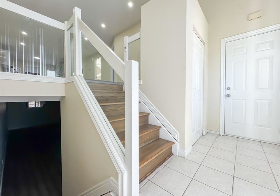 3680-holburn-windsor-ontario-26023623