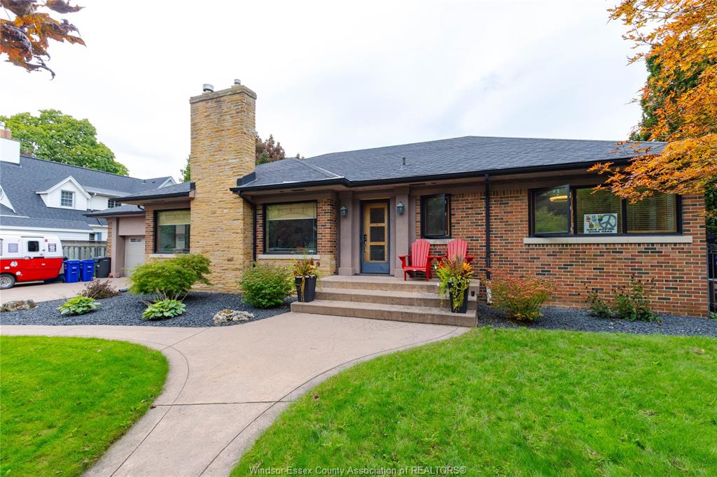 1550-ypres-windsor-ontario-26023659