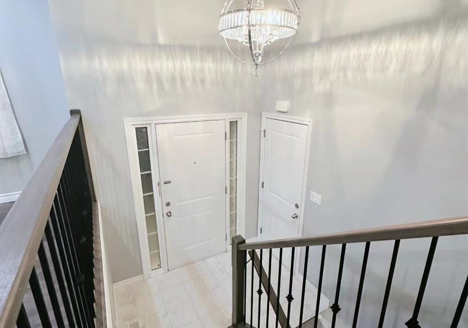 1076-lublin-avenue-windsor-ontario-26023660