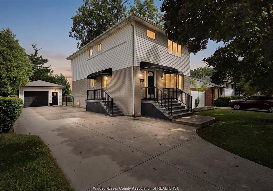 3138-hartley-drive-windsor-ontario-26023663
