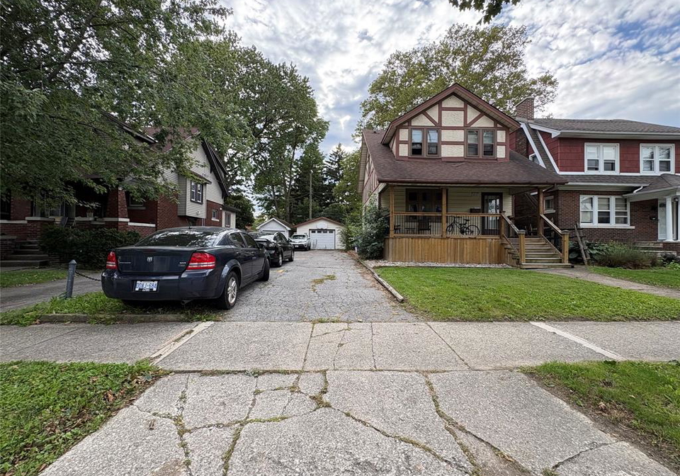 343-randolph-avenue-windsor-ontario-26023666