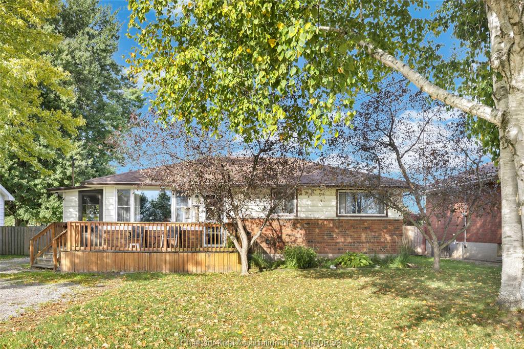 686-albert-street-wallaceburg-ontario-26023680