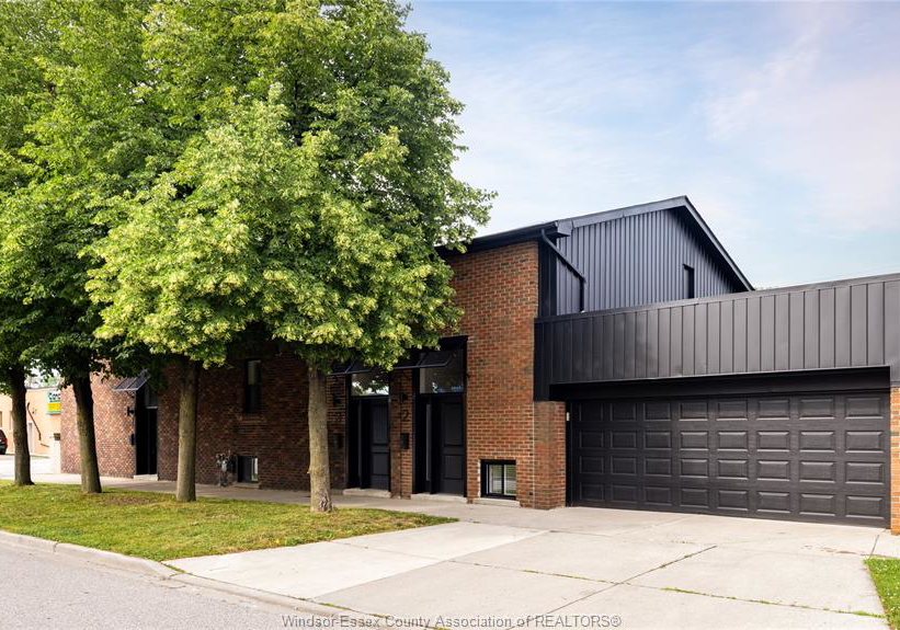 2605-seminole-windsor-ontario-26023681