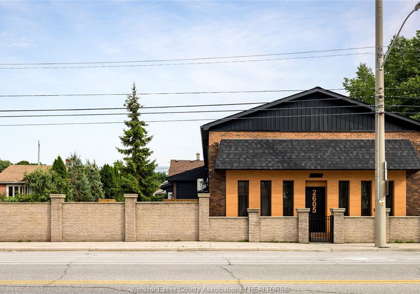 2605-seminole-windsor-ontario-26023681