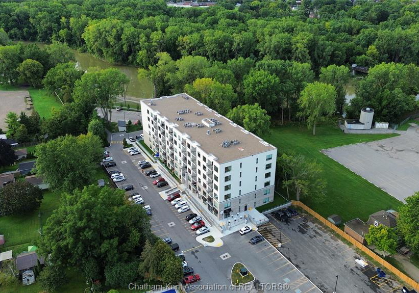 364-grand-avenue-east-chatham-ontario-26023683