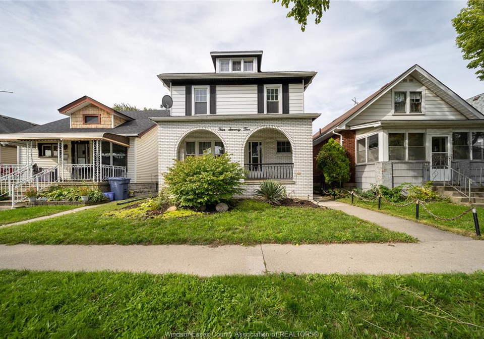 475-mckay-avenue-windsor-ontario-26023684
