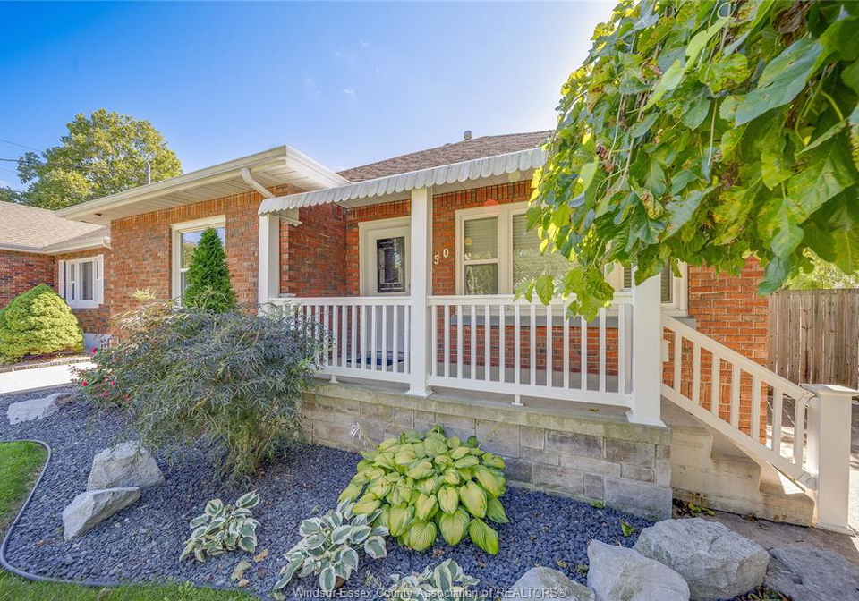 150-prince-arthur-avenue-chatham-ontario-26023686