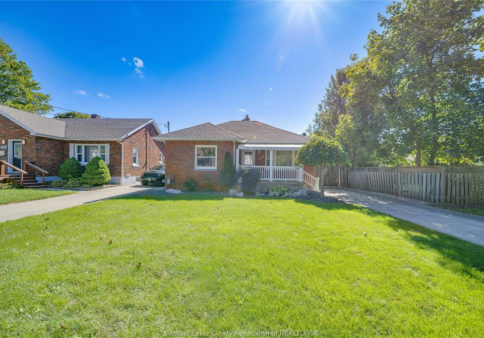 150-prince-arthur-avenue-chatham-ontario-26023686