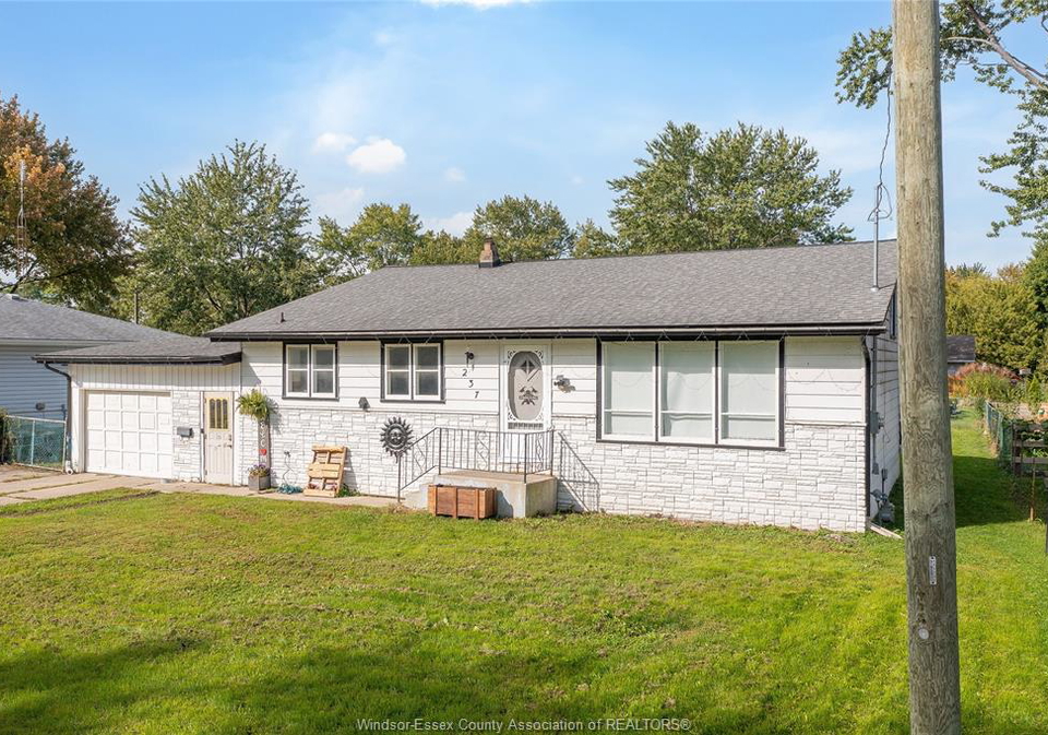 237-saint-marys-road-lakeshore-ontario-26023694