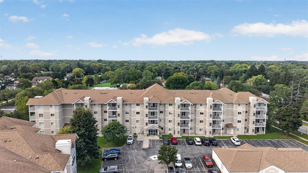 1655-grand-marais-west-windsor-ontario-26023701