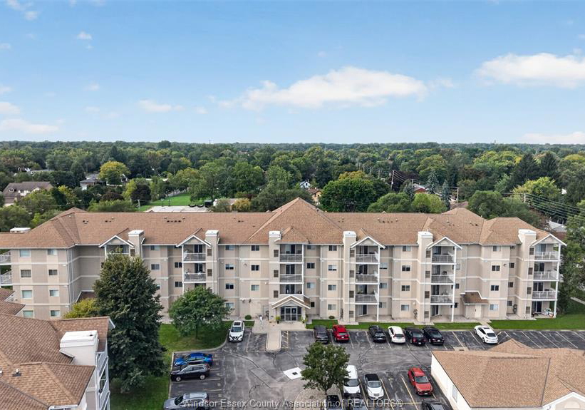 1655-grand-marais-west-windsor-ontario-26023701