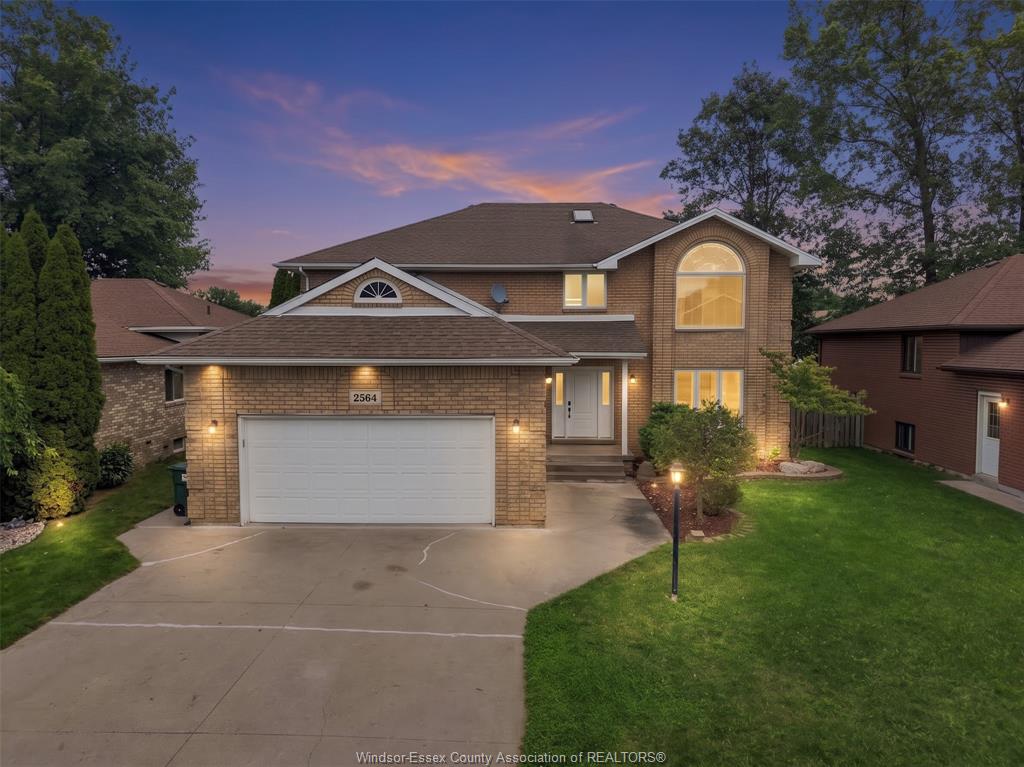 2564-buttery-street-windsor-ontario-26023716