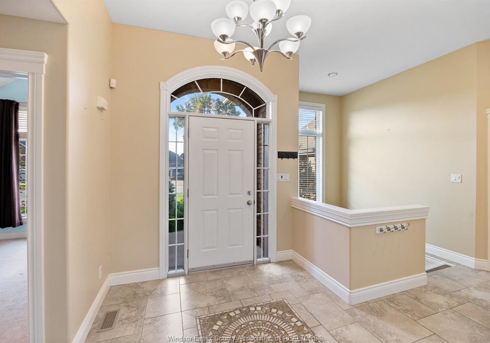 1156-joshua-lakeshore-ontario-26023722