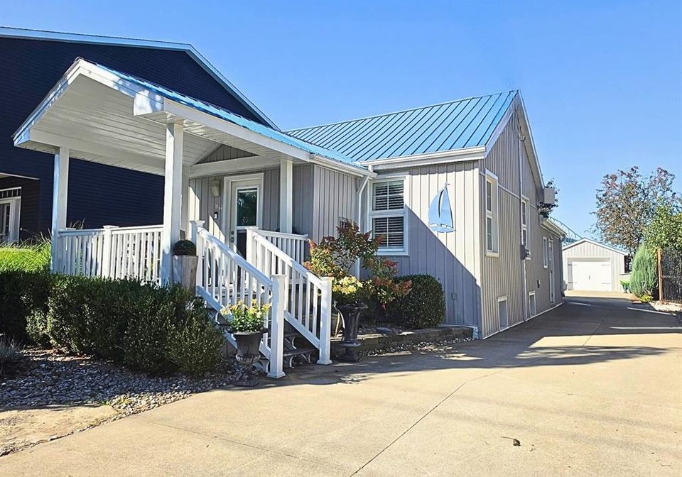 16-fort-street-point-edward-ontario-26023726