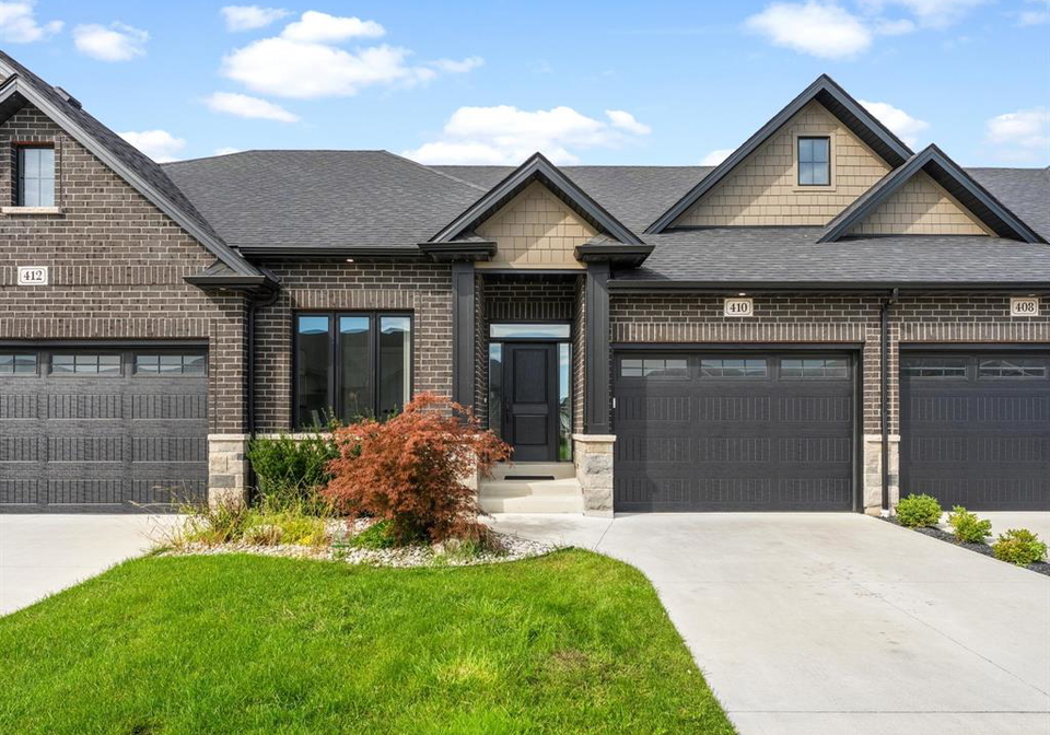 410-caserta-crescent-lakeshore-ontario-26023727