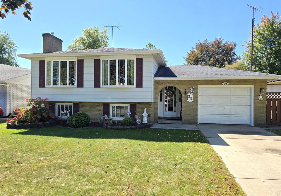 33-bennie-leamington-ontario-26023737
