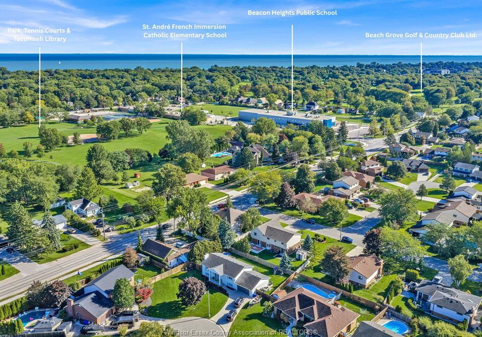 503-regent-tecumseh-ontario-26023747