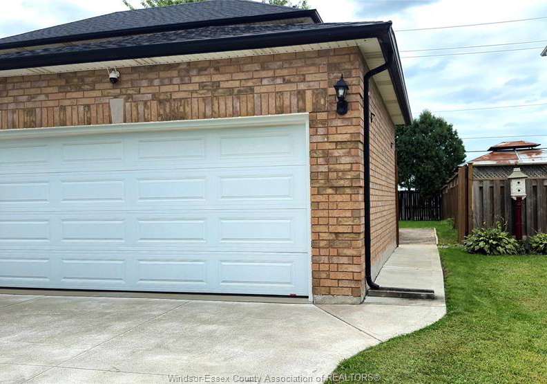 265-geraldine-crescent-windsor-ontario-26023754