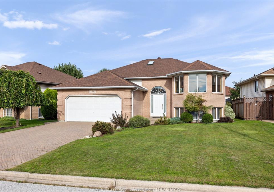 256-kenilworth-place-windsor-ontario-26023756