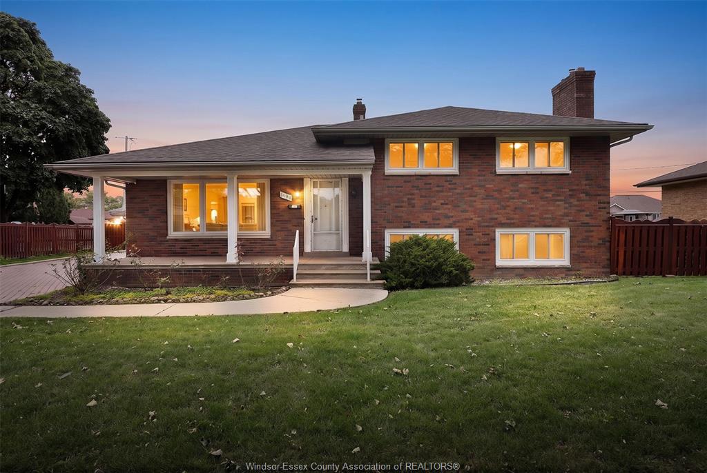 1599-partington-avenue-windsor-ontario-26023767