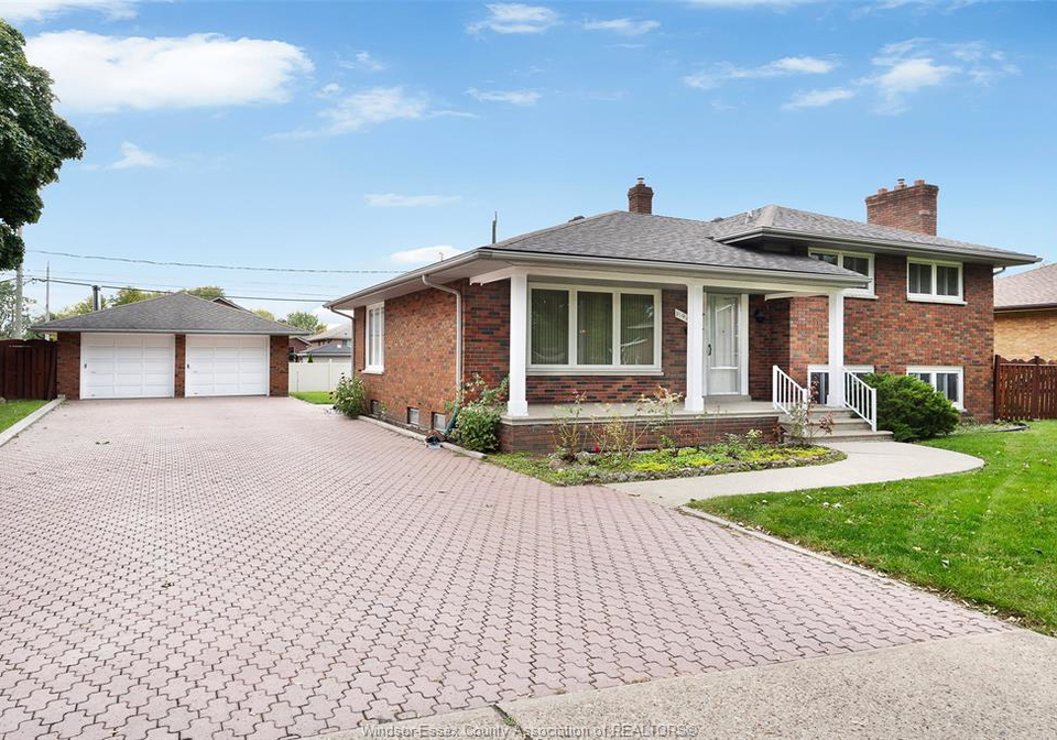 1599-partington-avenue-windsor-ontario-26023767