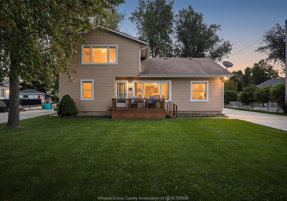 288-notre-dame-street-belle-river-ontario-26023781