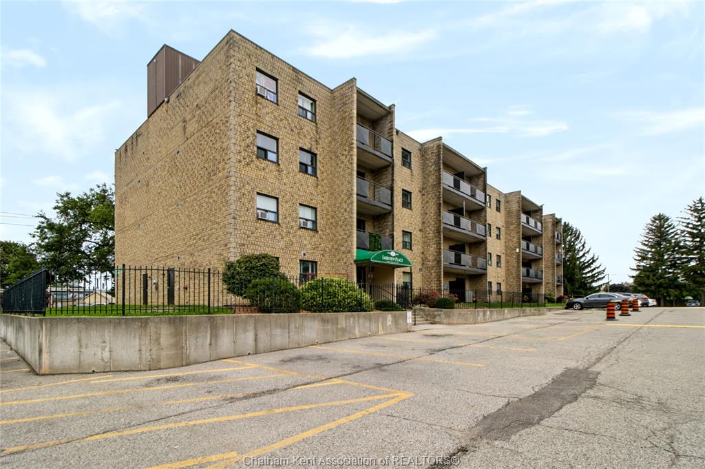 140-park-avenue-east-chatham-ontario-26023782