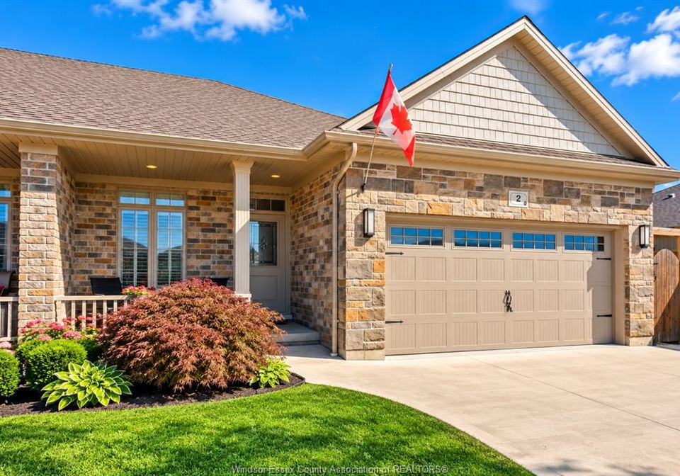 2-delft-court-blenheim-ontario-26023787