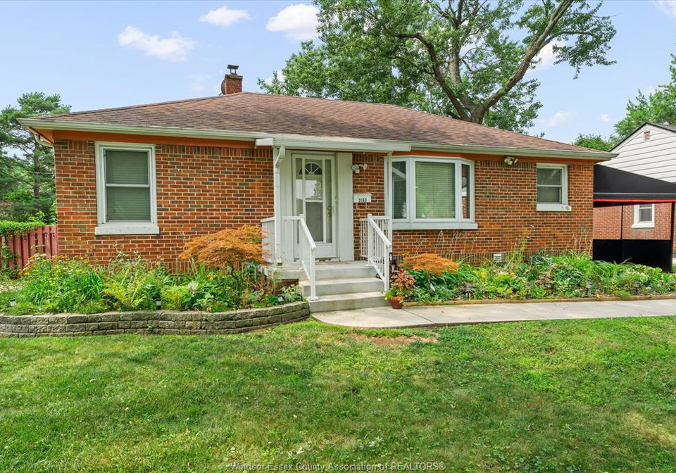 3163-curry-avenue-windsor-ontario-26023791
