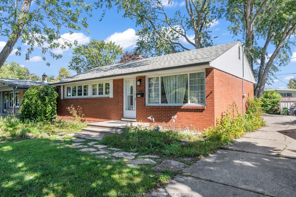 3660-roxborough-windsor-ontario-26023793