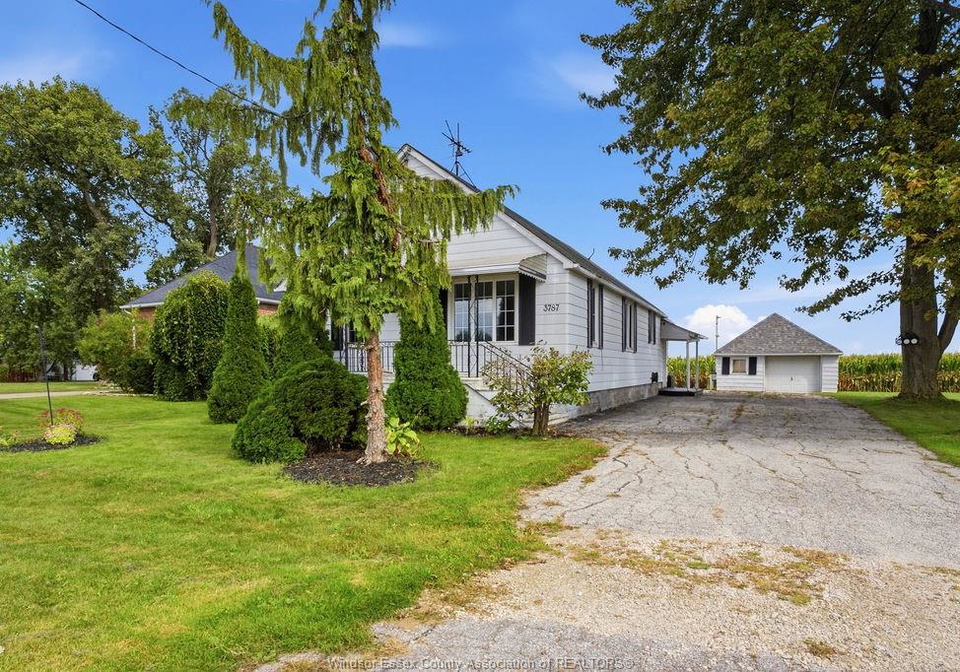 3787-concession-road-3-n-amherstburg-ontario-26023800