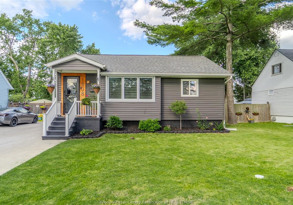 1838-bernard-road-windsor-ontario-26023825
