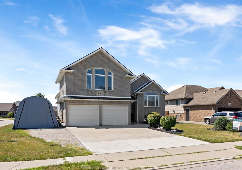 230-st-peter-lakeshore-ontario-26023837