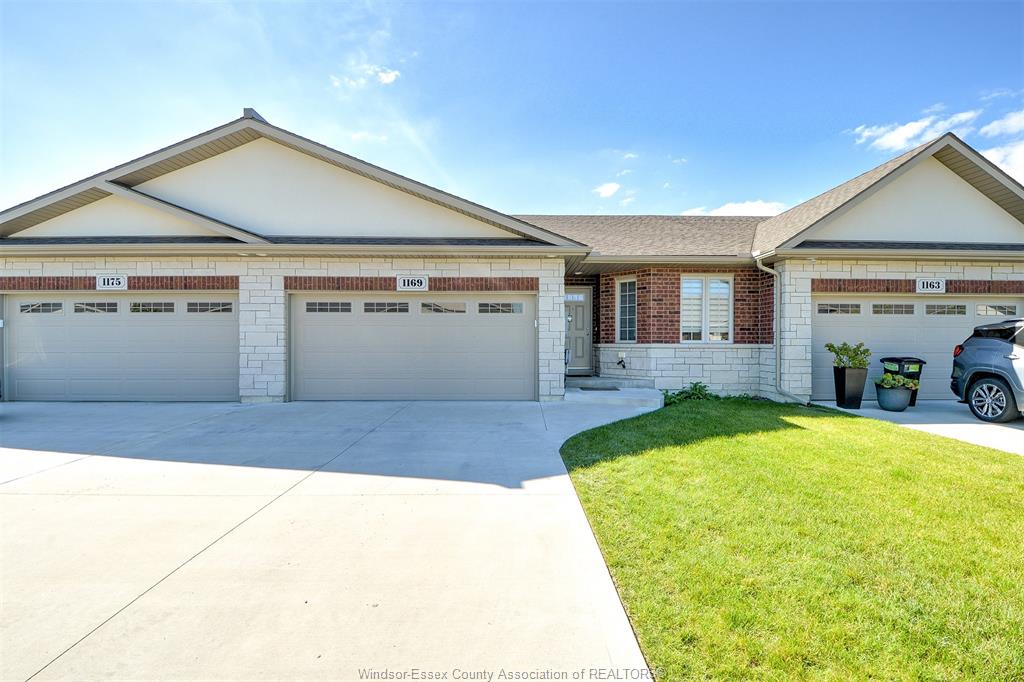 1169-copeland-avenue-windsor-ontario-26023842