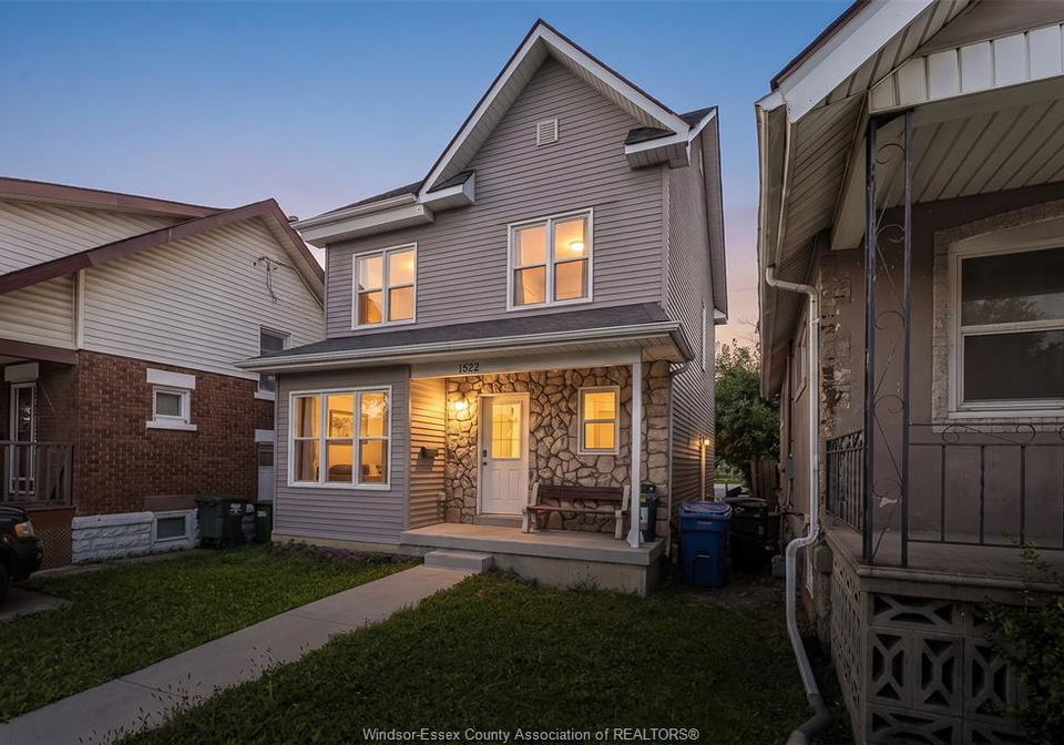 1522-lillian-avenue-windsor-ontario-26023851