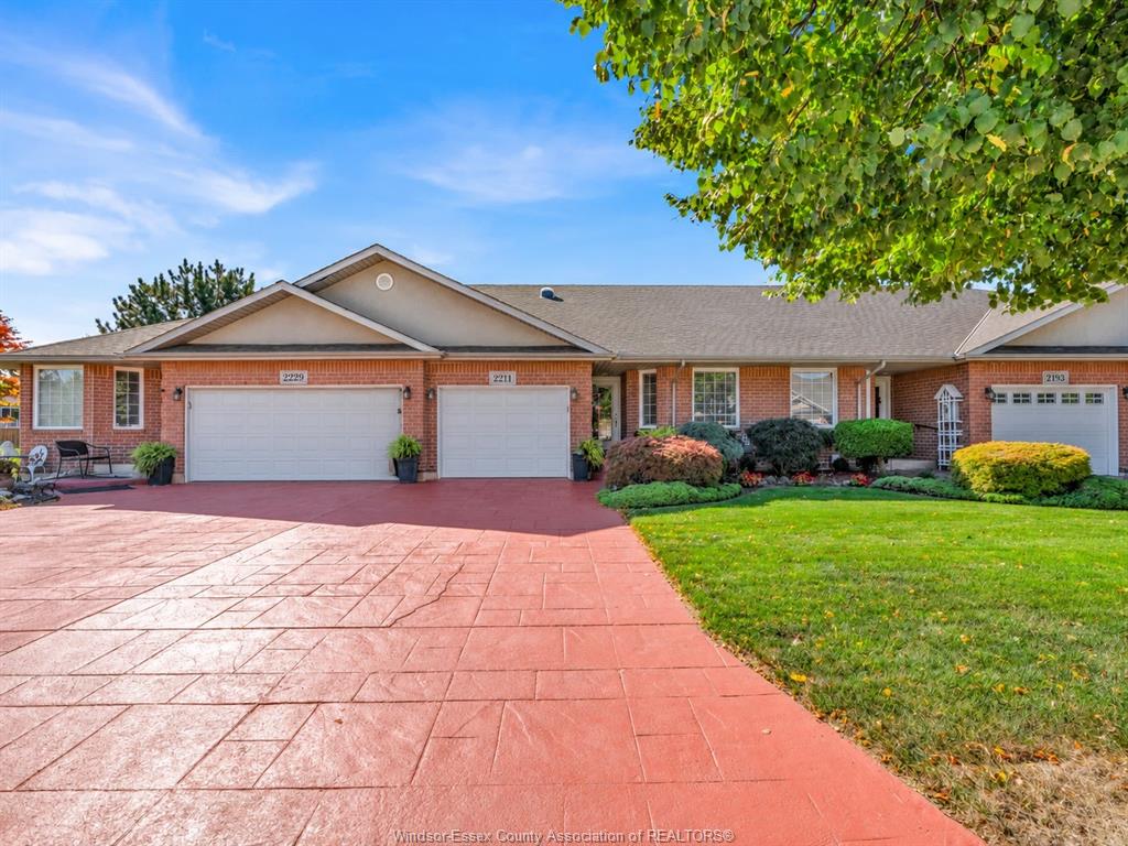 2211-chateau-avenue-windsor-ontario-26023855