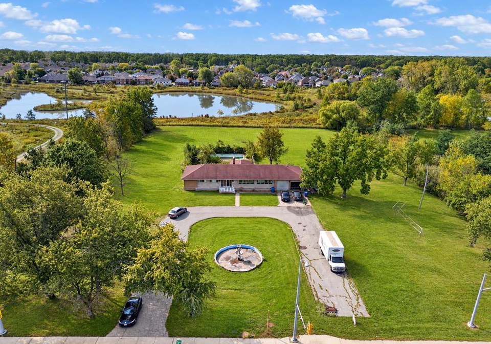 2775-todd-lane-lasalle-ontario-26023862