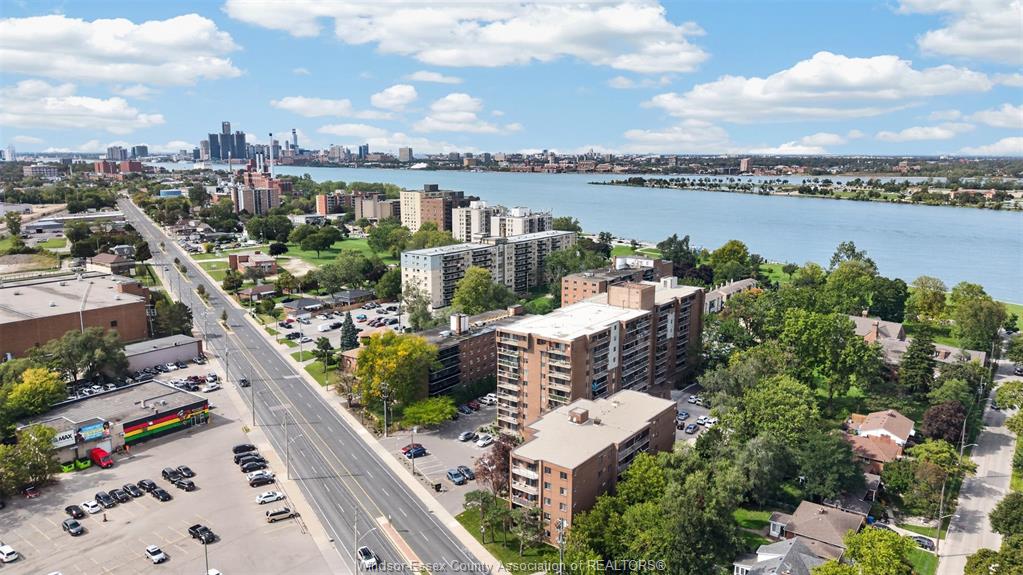 3936-wyandotte-street-east-windsor-ontario-26023866