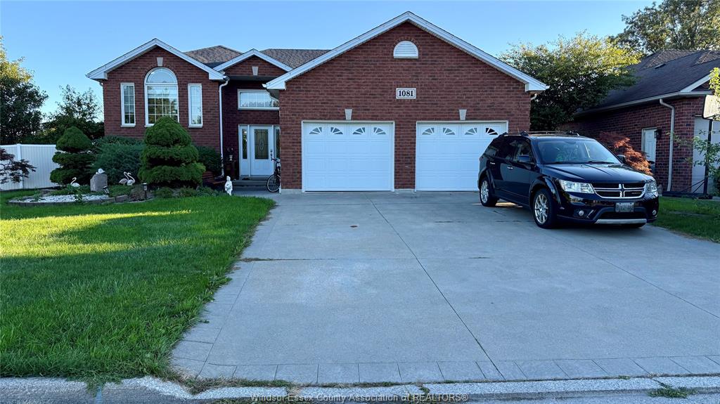 1081-monarch-meadows-drive-lakeshore-ontario-26023870