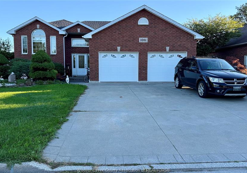 1081-monarch-meadows-drive-lakeshore-ontario-26023870
