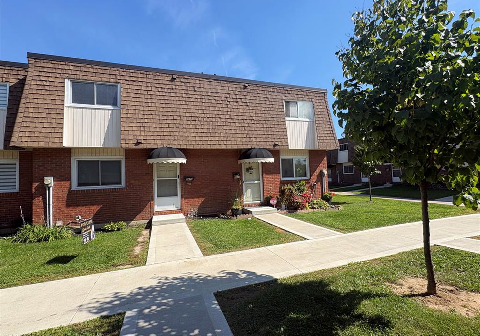 5422-lassaline-avenue-windsor-ontario-26023899