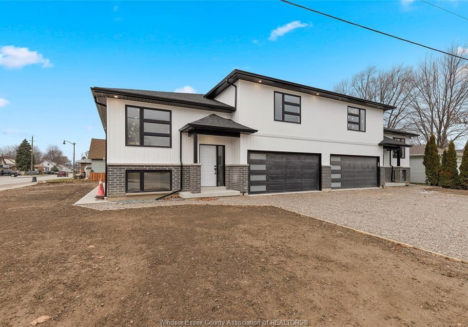 302b-kempt-amherstburg-ontario-26023935