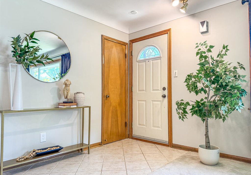 1309-josephine-windsor-ontario-26023954