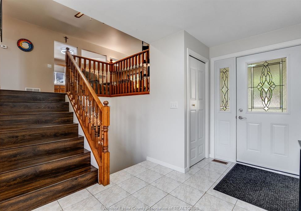 47-rose-avenue-tilbury-ontario-26023959