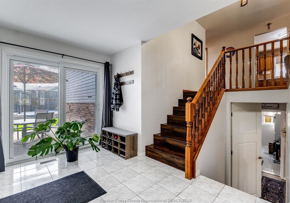 47-rose-avenue-tilbury-ontario-26023959