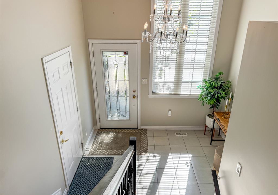 11926-boulder-windsor-ontario-26023982