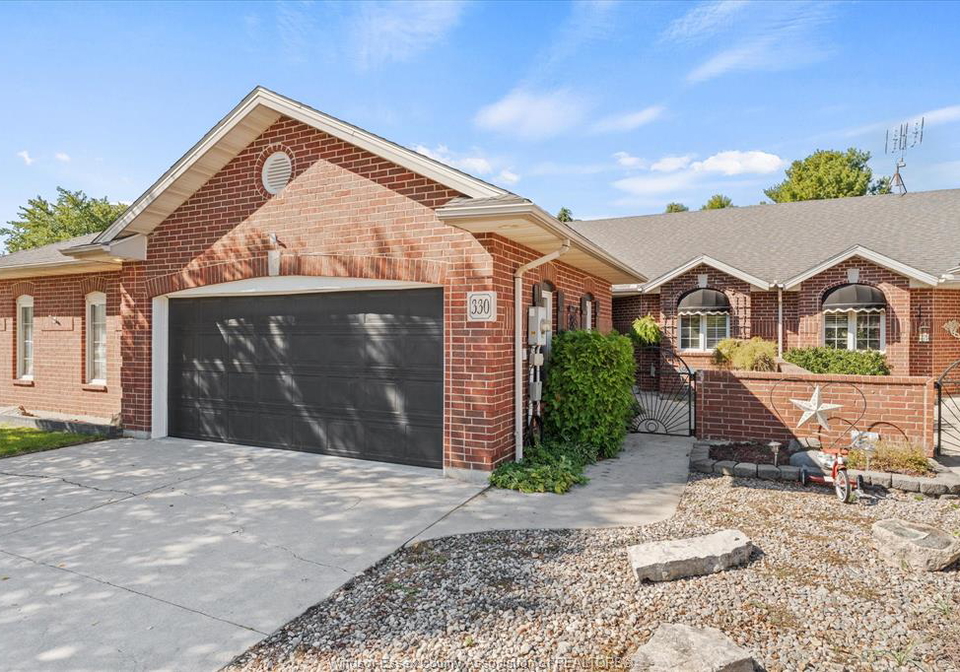 330-saddle-lane-kingsville-ontario-26023992